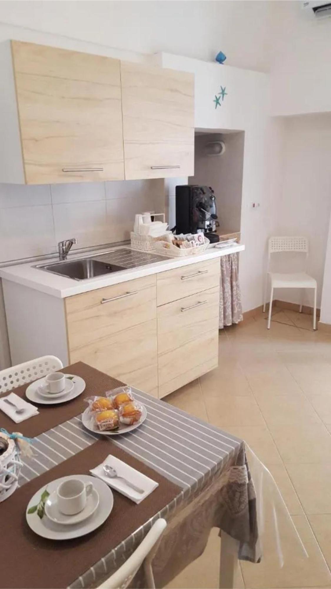 Dimora Cieli Di Dante 17 Apartment Полиняно а Маре Екстериор снимка